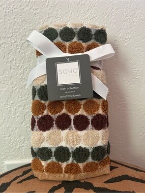 NEW Set of 2 Soho Living Boho Earth Tones Polka Dot 100% Cotton Tip Hand Towels